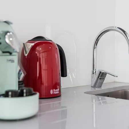 Cozy Studio-fast Wi-fi-near Campanha Station & River *