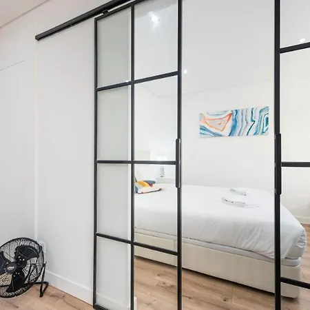 Cozy Studio-fast Wi-fi-near Campanha Station & River شقة *