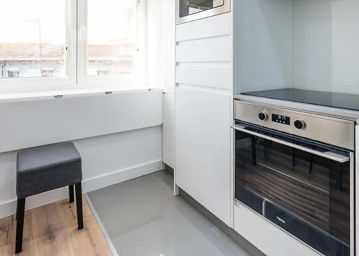 Cozy Studio-fast Wi-fi-near Campanha Station & River شقة بورتو