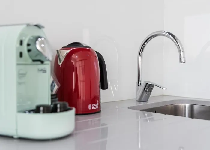 Cozy Studio-fast Wi-fi-near Campanha Station & River *